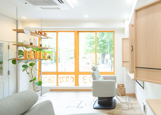 Hitomi International Forever Eyes（ヒトミインターナショナルフォーエバーアイズ）